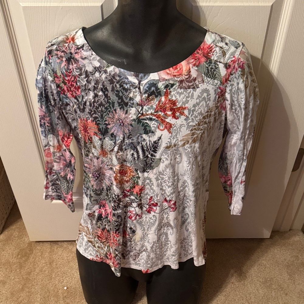 New Directions Floral Print Scoop Neck Women's Top in White and Pink Size M